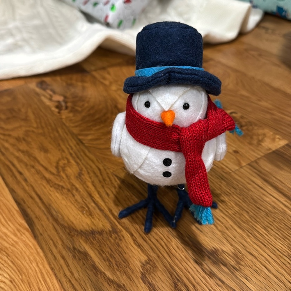 Target 2016 Winter Bird Featherly Friends - Roller
